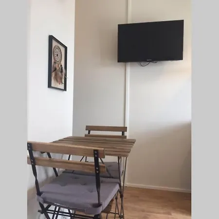 Recent Equipe Apartment *
